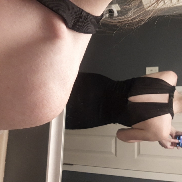 Bebe Dress - Picture 7 of 7